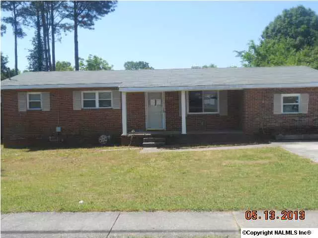 607 Cedar Lake Road, Decatur, AL 35603