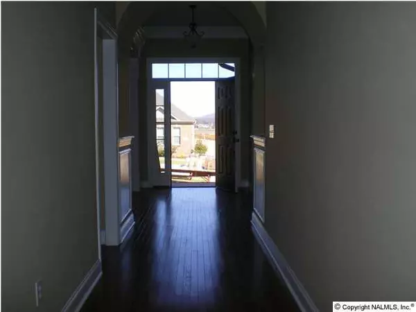 Owens Cross Roads, AL 35763,7568 Crestridge Drive