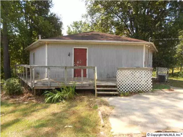 Toney, AL 35773,165 Shoshone Trail