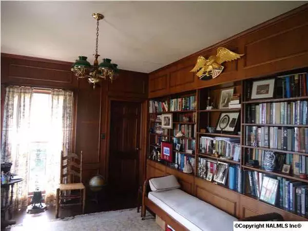 Albertville, AL 35950,511 East Main Street