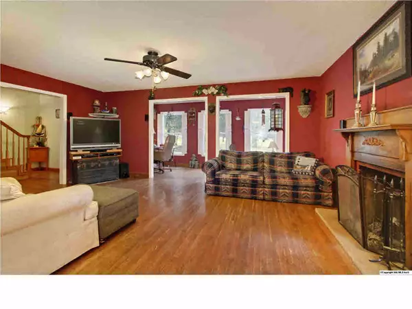 Toney, AL 35773,283 Mimi Lane