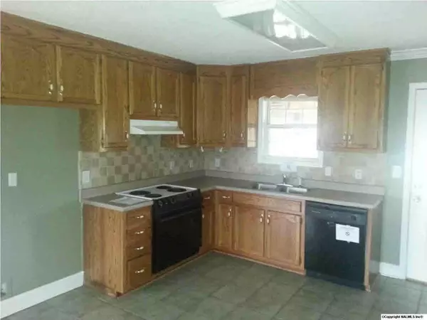 Toney, AL 35773,3726 Elkwood Section Road