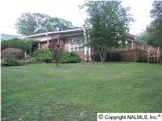 301 Stinson Street, Centre, AL 35960