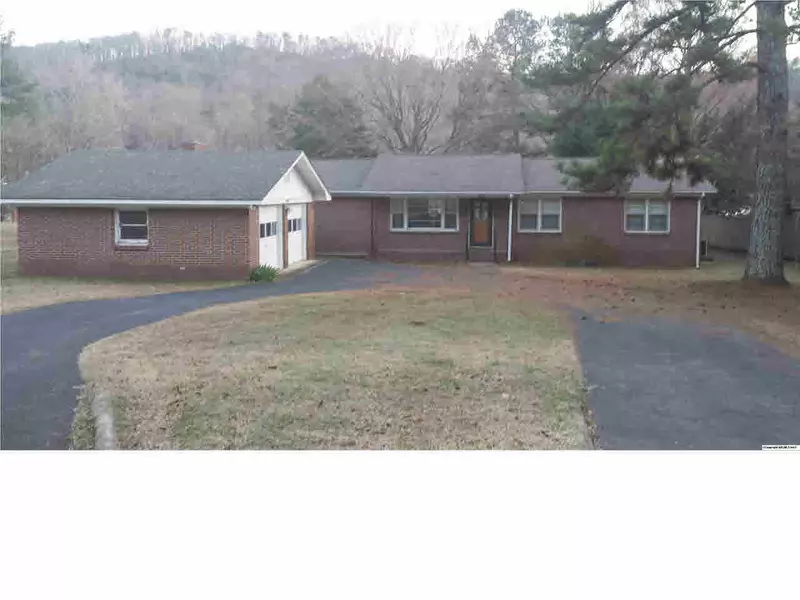 4001 Morrow Street, Guntersville, AL 35976