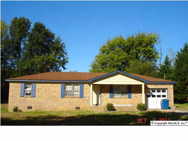 118 Rolling Hills Drive, Arab, AL 35016