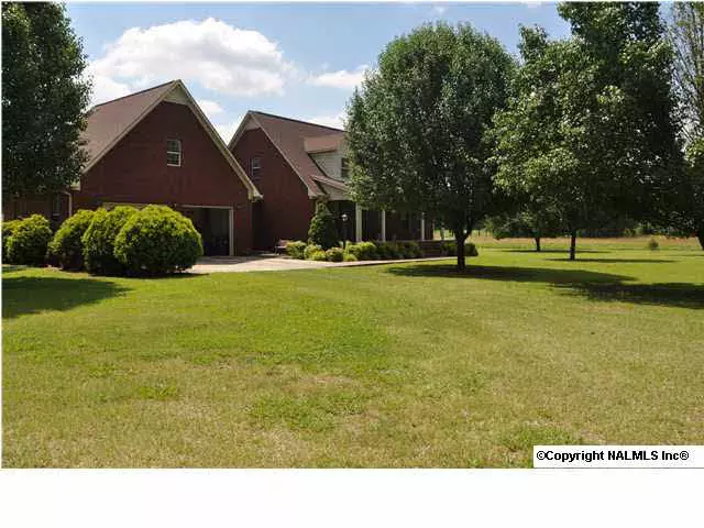 5419 Warrenton Road, Guntersville, AL 35976