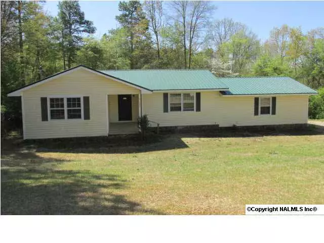 Glencoe, AL 35905,706 Hill Avenue