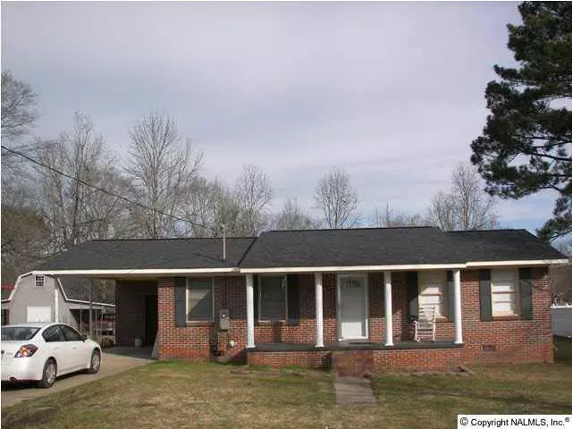 Attalla, AL 35954,318 SE Etowah Street