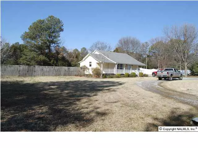 Athens, AL 35613,16865 Roslyn Lee Lane