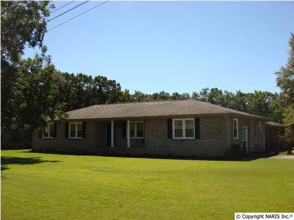 2261 S Colvin Circle, Southside, AL 35907