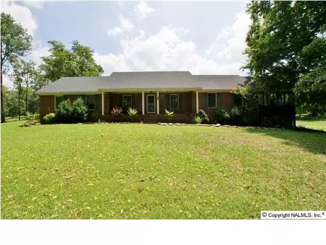 1241 Davis Road, New Market, AL 35761