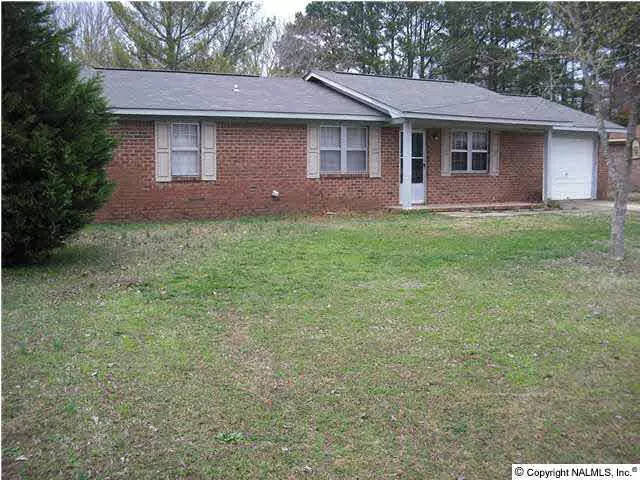 1111 Galen Avenue, Albertville, AL 35950