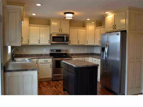 Rainsville, AL 35986,66 Maci Lane