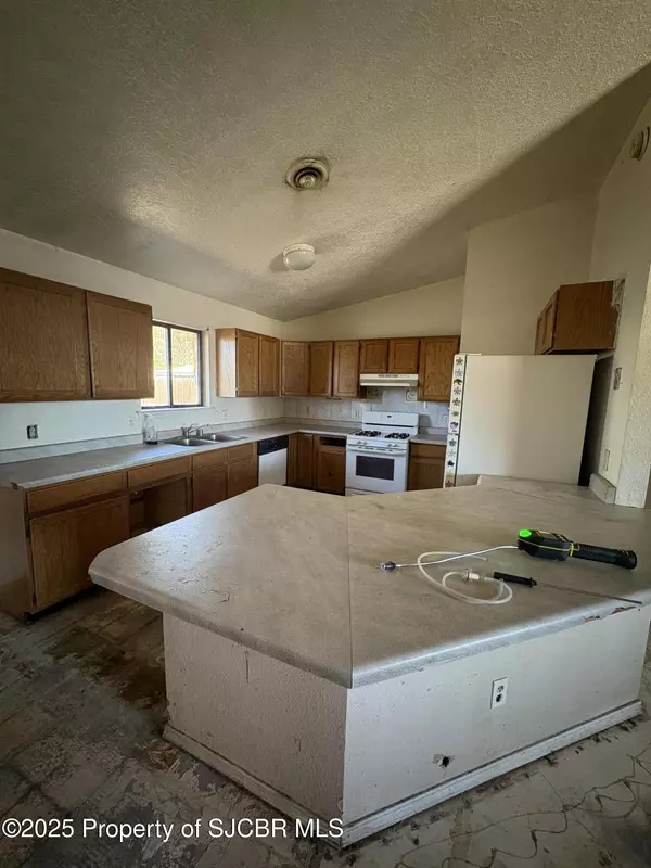 Bloomfield, NM 87413,603 KIRBY