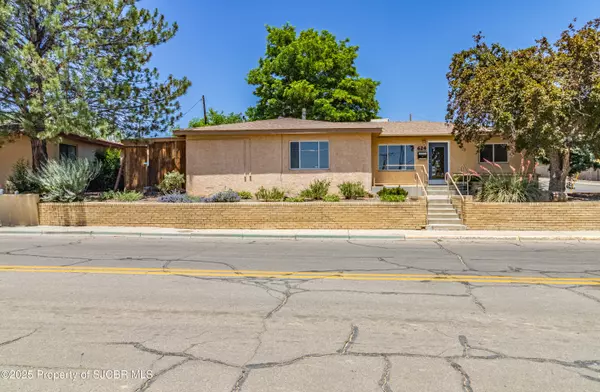 Farmington, NM 87401,624 COMANCHE