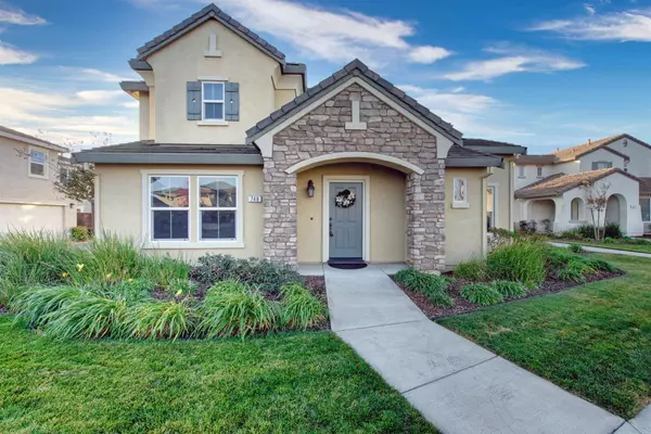 748 Stonehaven LOOP, Woodland, CA 95776