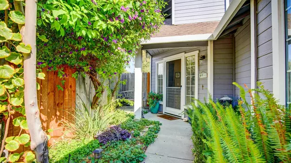 1451 Gravink CT, Woodland, CA 95776