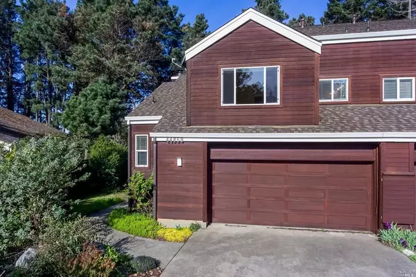 44859 Suntrap Meadow CIR, Mendocino, CA 95460