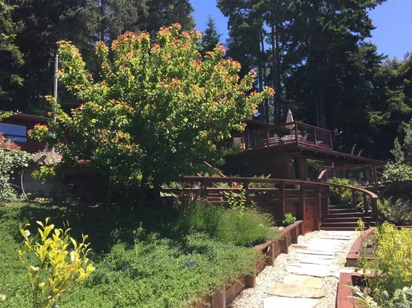 44701 Woodstock DR, Mendocino, CA 95460