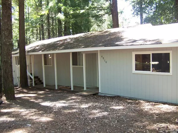 4020 Ridge CIR, Willits, CA 95490