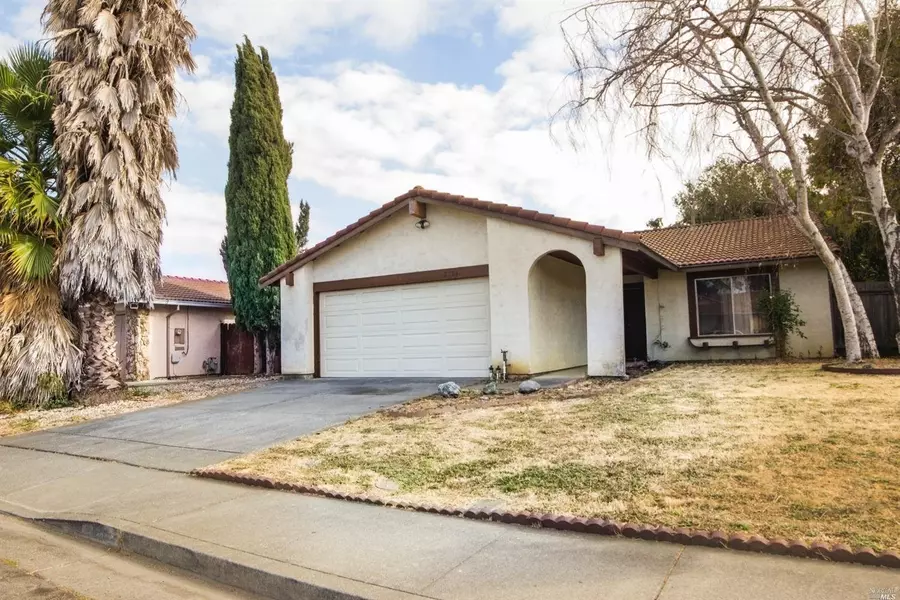 2204 Champagne CT, Fairfield, CA 94533