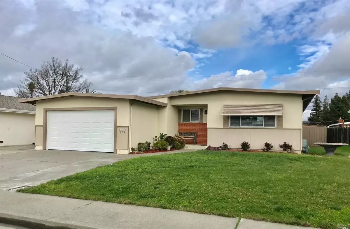 Fairfield, CA 94533,221 Santa Ana CT