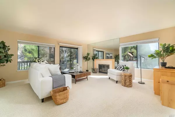 105 Eucalyptus Knoll ST, Mill Valley, CA 94965