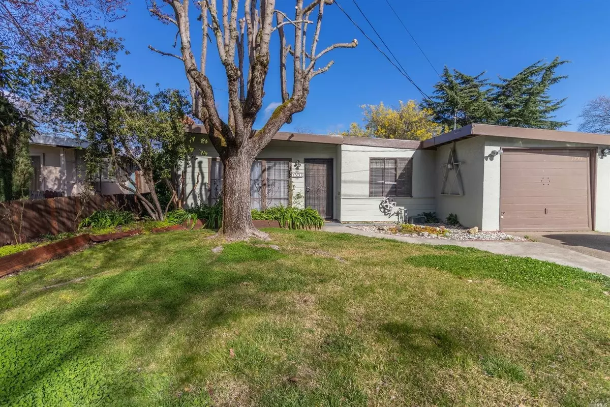 Ukiah, CA 95482,1597 Elm ST