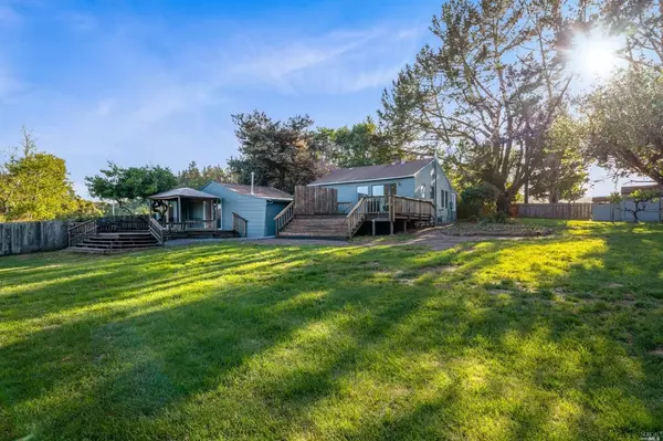 591 Watertrough RD, Sebastopol, CA 95472