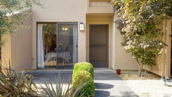 100 Marin Center DR 4, San Rafael, CA 94903