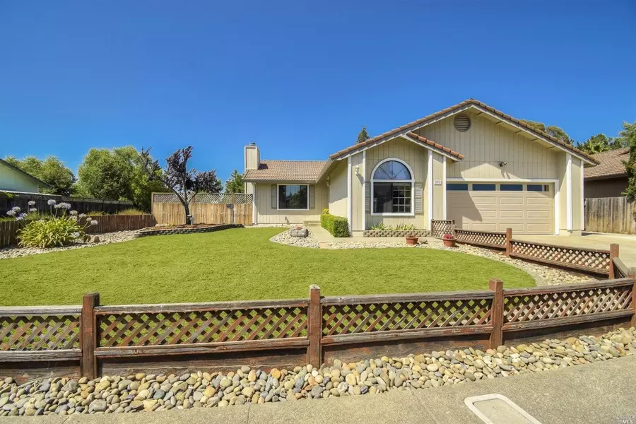 289 Eagle DR, Cotati, CA 94931