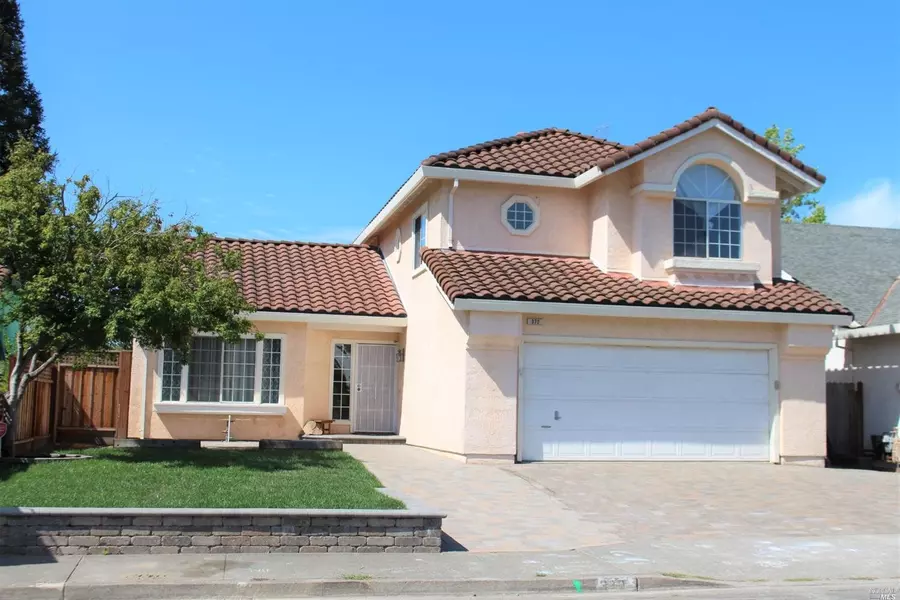 372 Summer Rain DR, Windsor, CA 95492