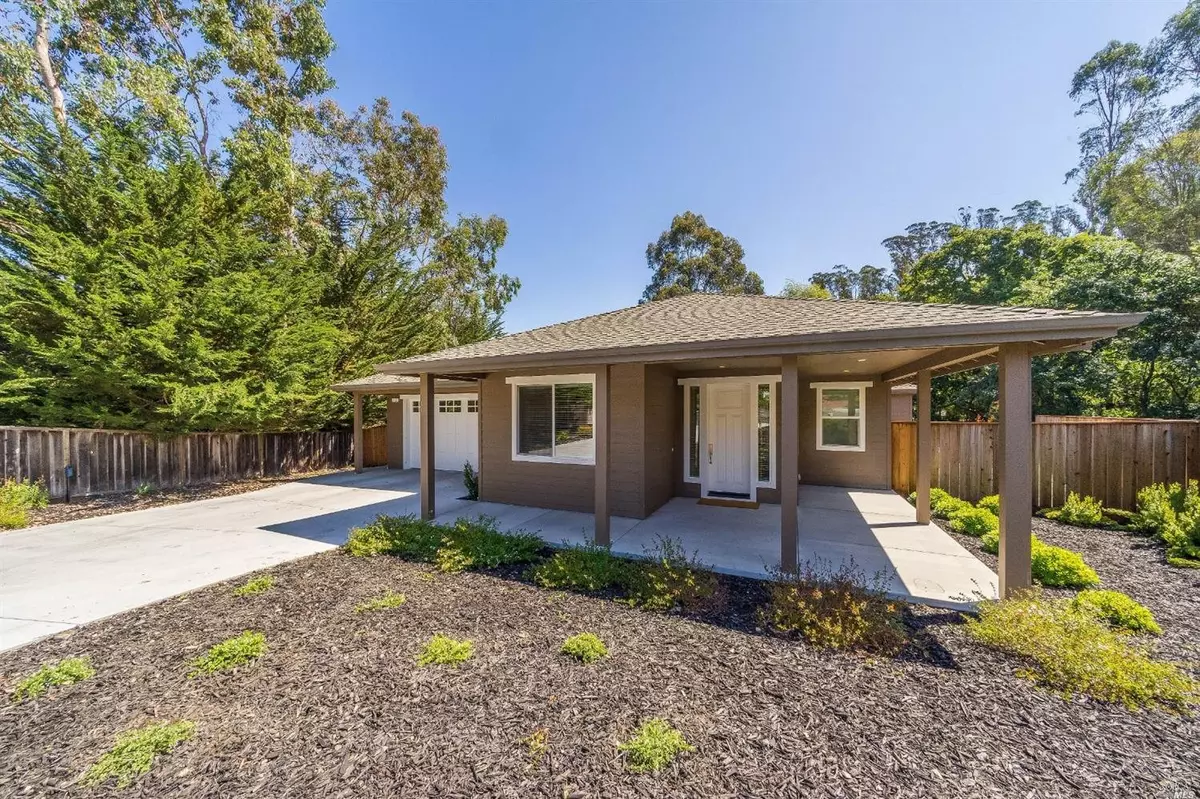 Cotati, CA 94931,113 Cervantes CT