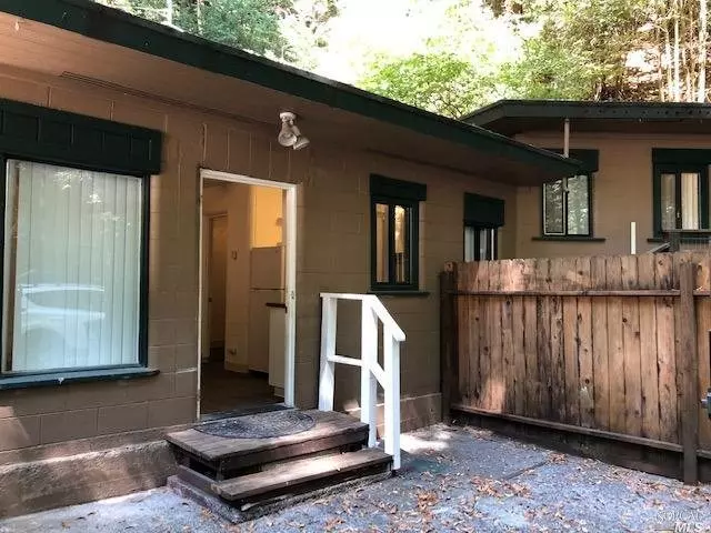 15220 Canyon 3 RD, Guerneville, CA 95446