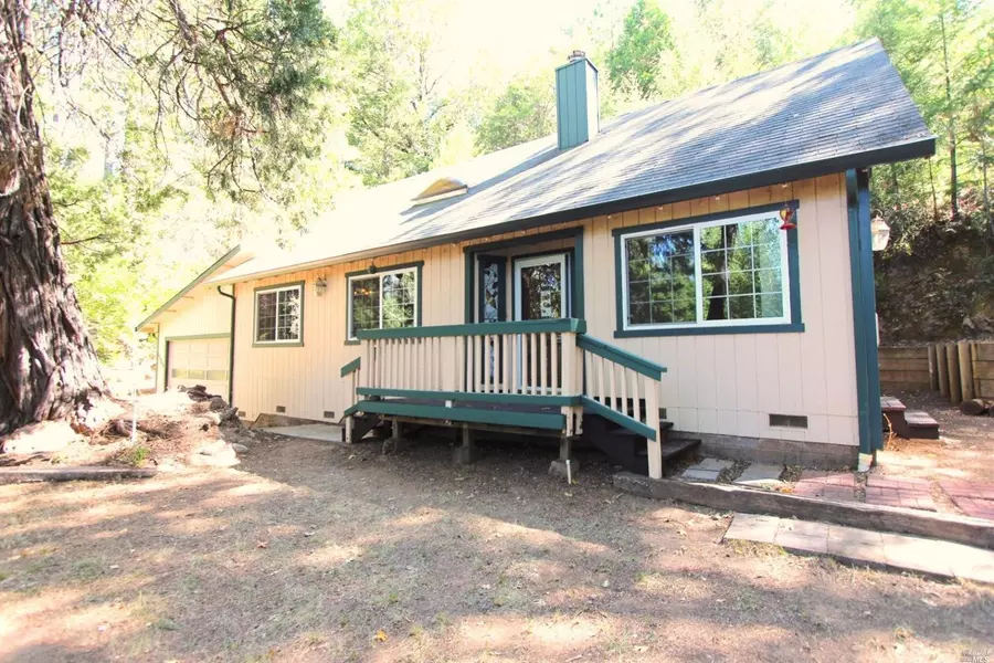 11942 Western Pine RD, Loch Lomond, CA 95461