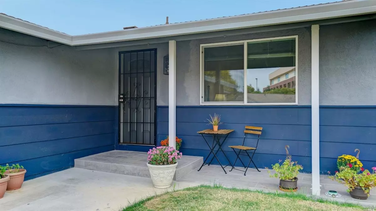 Vacaville, CA 95687,340 Weatherly WAY