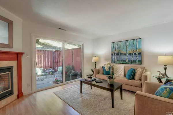 24 Deuce CT, Fairfax, CA 94930