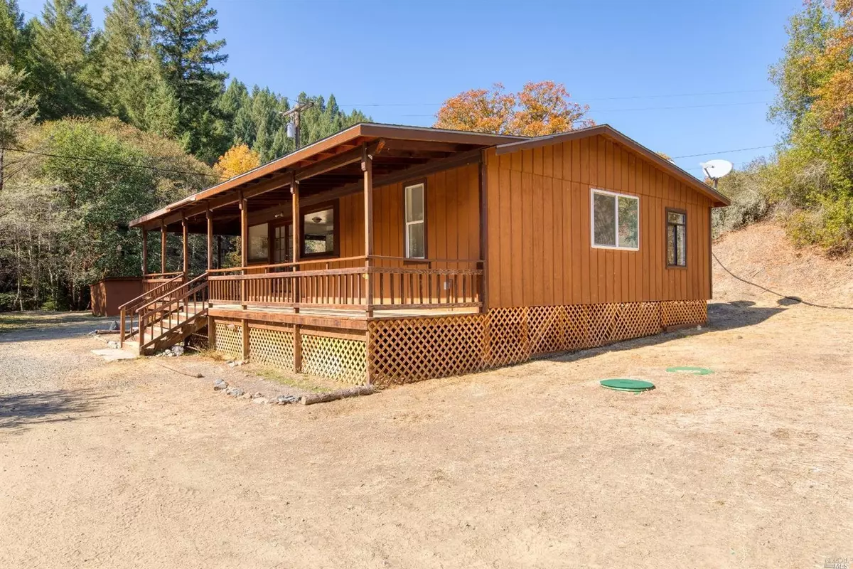 Willits, CA 95490,7900 Hearst RD