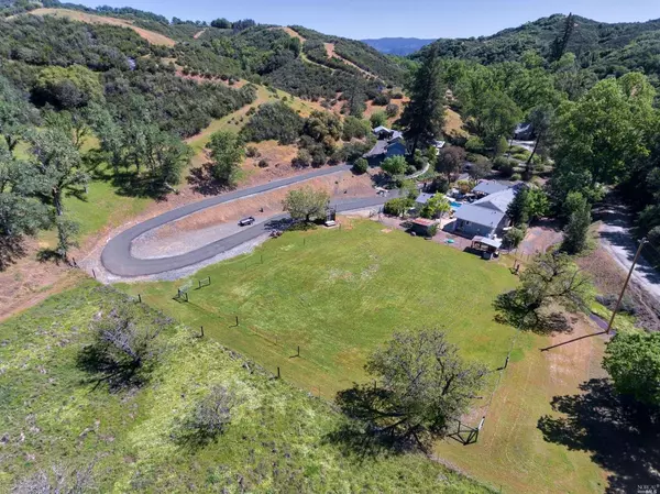5933 Eickhoff RD, Lakeport, CA 95453