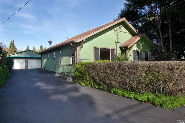 213 Earle ST, Santa Rosa, CA 95407