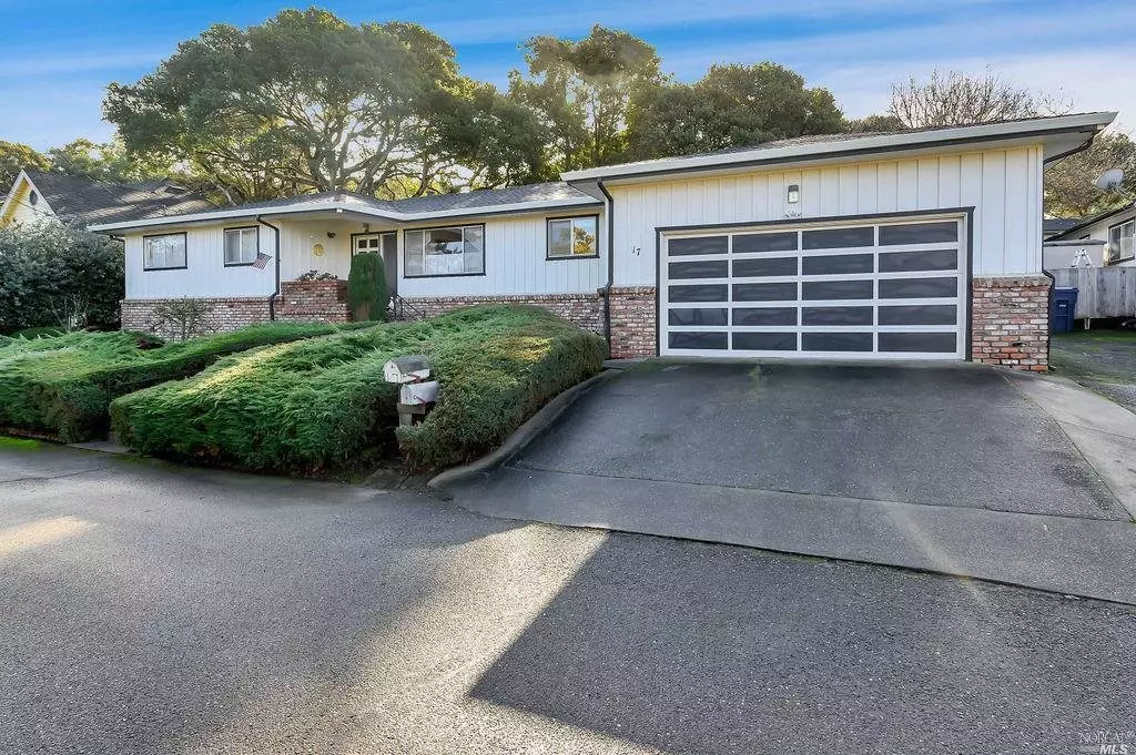 Petaluma, CA 94952,17 Hontar LN