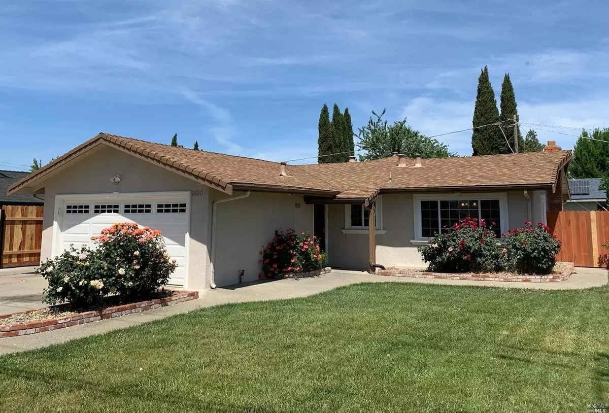 Dixon, CA 95620,336 W H ST