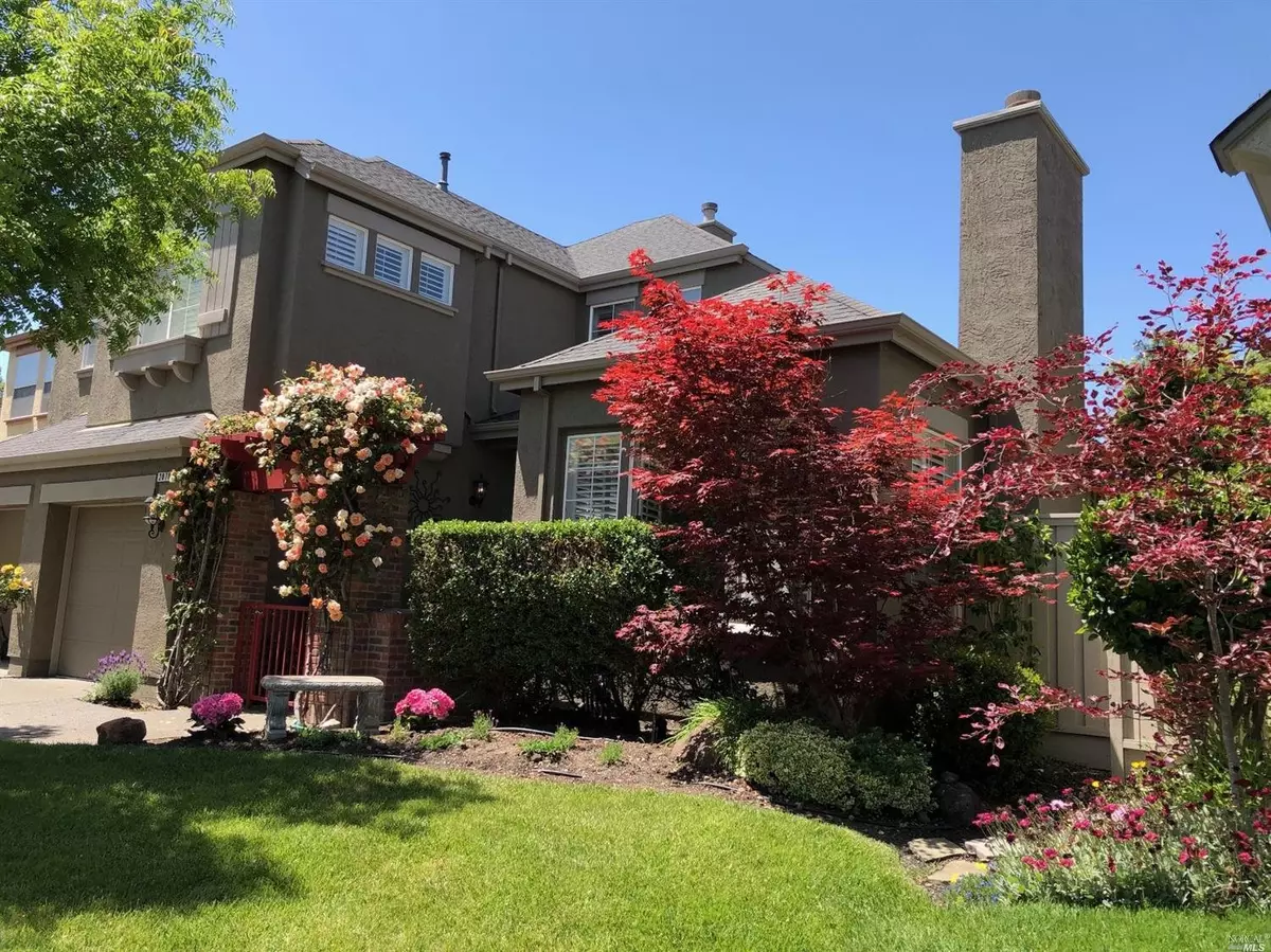 Petaluma, CA 94954,2078 Falcon Ridge DR