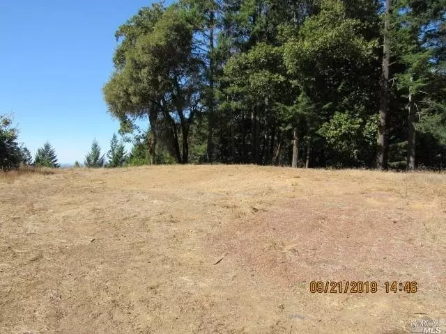 3940 Running Springs RD, Ukiah, CA 95482