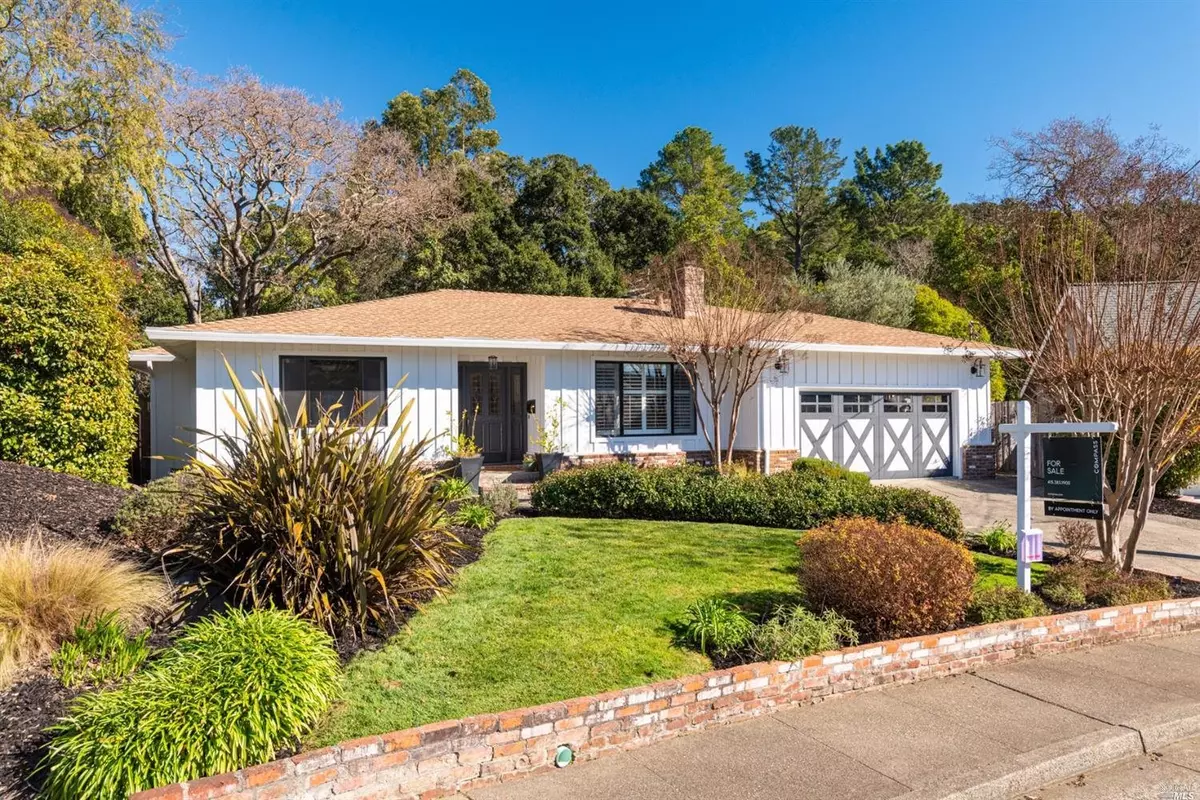 Novato, CA 94945,14 Thornton CT