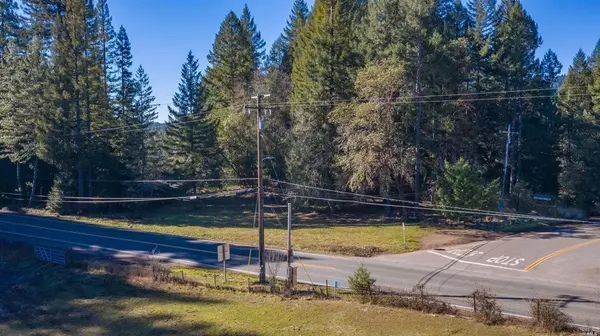 Willits, CA 95490,24660 Brooktrails DR