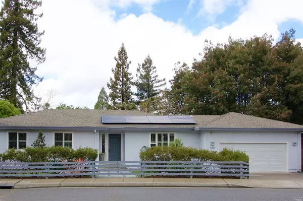 7090 Fellers LN, Sebastopol, CA 95472