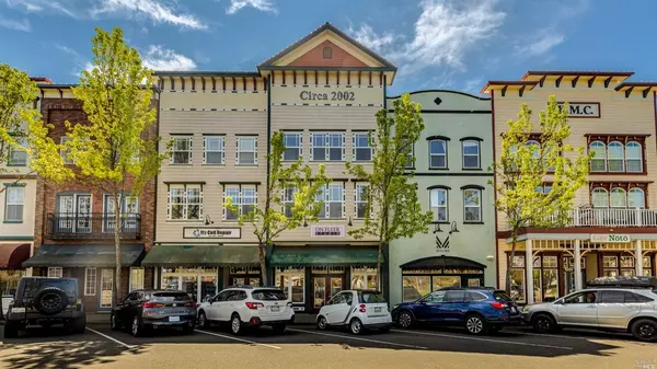 678 Mcclelland DR, Windsor, CA 95492