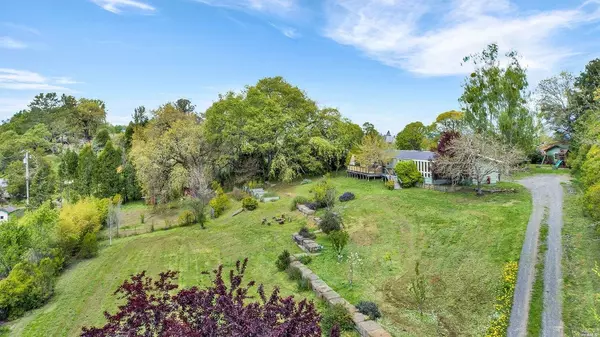 3151 Pauline DR, Sebastopol, CA 95472