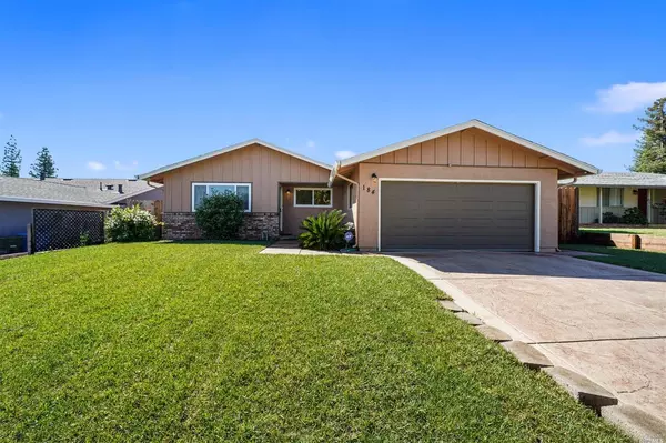184 Hartford AVE, Vacaville, CA 95687